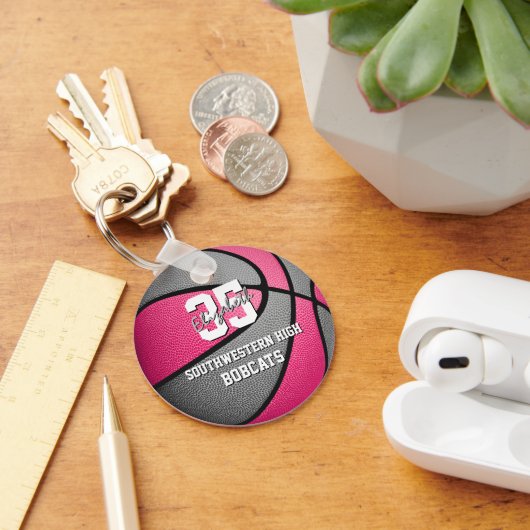 ピンクグレーの女の子のスポーツバスケットボールチーム名 キーホルダー (デスク)