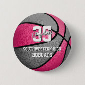ピンクグレーの女の子のスポーツバスケットボールチーム名 缶バッジ (正面)