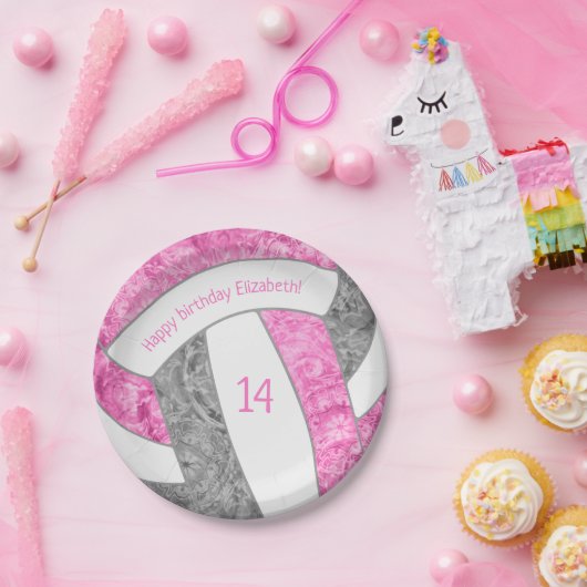 ピンクグレーガーリーバレーボール誕生日パーティー ペーパープレート (パーティー)