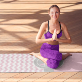 ピンクグレーシェブロン ヨガマット