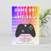 ピンクゲームオンビデオゲームコントローラゲーム誕生日 招待状 (スタンド正面)