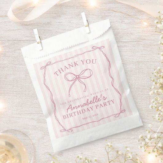 ピンクコケットボウパステルバースデーパーティーデザート フェイバーバッグ (クリップ留めされた状態)