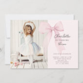 ピンクコケットボウフォト誕生日招待状 招待状 (正面)
