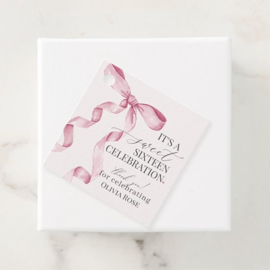 ピンクコケットボーガールスウィート16誕生日パーティー フェイバータグ (インサイチュ)
