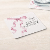 ピンクコケットボーガールバースデーパーティードコール スクエアペーパーコースター (アングル)
