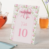 ピンクコテージバラとボウコケット台番号付き 台座サイン (インサイチュ)