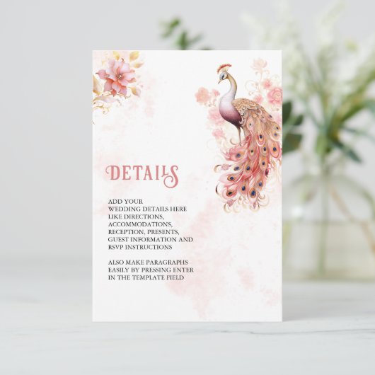 ピンクゴールドの花とインドの孔雀の結婚式の詳細 エンクロージャーカード (スタンド正面)