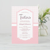 ピンクシェブロンストライプ水玉模様ツインズベビーシャワー 招待状 (スタンド正面)