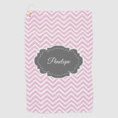 ピンクシェブロンパーソナライズされたゴルフタオル ゴルフタオル (正面)