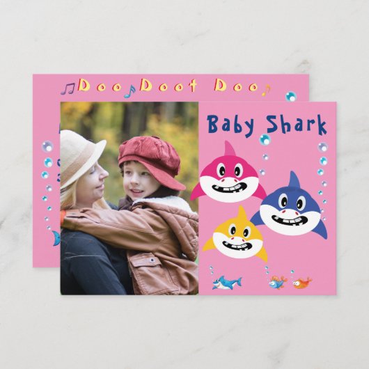 ピンクシャーク🦈 1st誕生日おもしろい驚くべきパーティー 招待状 (正面/裏面)