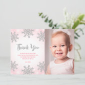 ピンクシルバーウィンターワンダーランド誕生日写真 サンキューカード (スタンド正面)