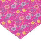 ピンクシンプル色の山花模様 テーブルクロス (アングル)