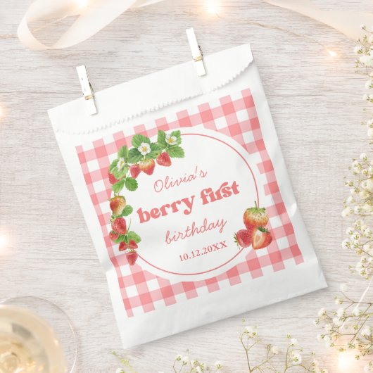 ピンクジンガムストロベリー誕生日 フェイバーバッグ (クリップ留めされた状態)