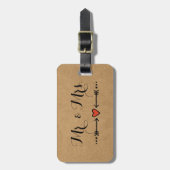 ピンクスウィートアーツ&アローズ素朴スタイル – ミスター&ミセス ラゲッジタグ (正面縦)