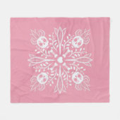 ピンクスカルパステルゴシックかわいいかわいいホラー フリースブランケット (正面(横))