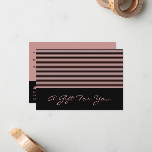 ピンクスタイリッシュと黒のヘアスタイリストのギフト券 ノートカード (正面/裏面インサイチュ)