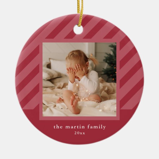 ピンクスタイリッシュのストライプシンプル写真クリスマスセラミ セラミックオーナメント (正面)
