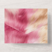 ピンクスタイリッシュの金ゴールド白い獣毛 オールインワン招待状 (裏面)