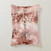 ピンクスタイリッシュガーリーローズ金ゴールドレオパード・グリッツ アクセントクッション (正面(垂直))