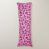 ピンクスタイリッシュヒョウ柄 ボディピロー (正面縦)