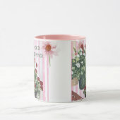 ピンクストライプのと手絵を描の水色の花   マグカップ (中央)