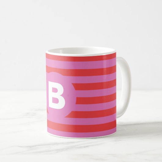 ピンクストライプのモノグラム コーヒーマグカップ (正面右)