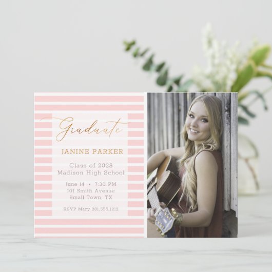 ピンクストライプの写真を追加する卒業式 案内状 (スタンド正面)