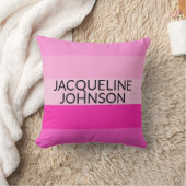 ピンクストライプモダンとモノグフェミニンラム名 クッション (ブランケット)