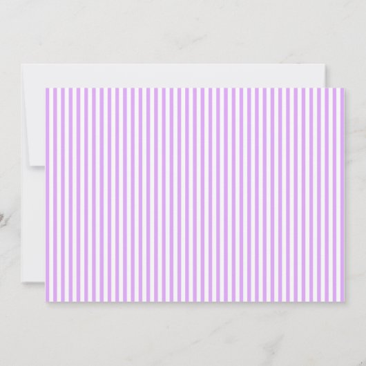 ピンクストライプ色の紫色の誕生日パーティー 招待状 (裏面)
