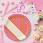 ピンクストライプ、オレンジ、クリームの三角形 ペーパープレート (パーティー)