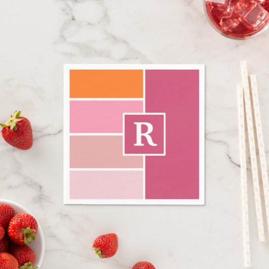 ピンクストライプ、白、オレンジ色のモノグラムの スタンダードカクテルナプキン (インサイチュ)