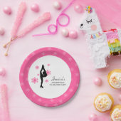 ピンクスノーフレークスアイススケートで滑る誕生日パーティー ペーパープレート (パーティー)