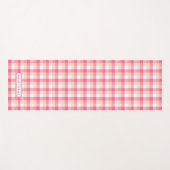 ピンクタータンチェックの格子模様パーソナライズされた名 ヨガマット (正面(横))