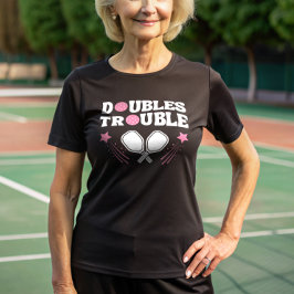 ピンクダブルストラブルPickleballパートナートーナメント Tシャツ