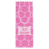 ピンクダマスクベビーその女の子の名前パーソナライズされた ワインギフトバッグ (裏面)