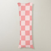 ピンクチェッカーボード ボディピロー (正面縦)