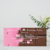 ピンクチョコレートバーゴールデンチケット誕生日 招待状 (スタンド正面)