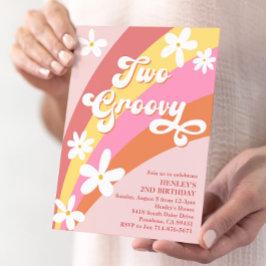 ピンクツーグルービーレトロデイジーレインボー誕生日 招待状