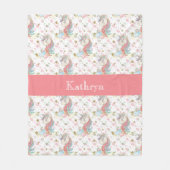 ピンクティール(緑がかった色)イエローユニコーンカラフル フリースブランケット (正面)