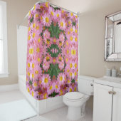 ピンクデイジーの花とのまわりに模様 シャワーカーテン (インサイチュ)