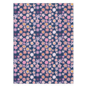 ピンクデイジーパターン01.bw DBlue BG テーブルクロス (正面)