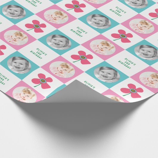 ピンクデイジーポップ・アートのフラワーシック誕生日フォトギフト ラッピングペーパー (角)