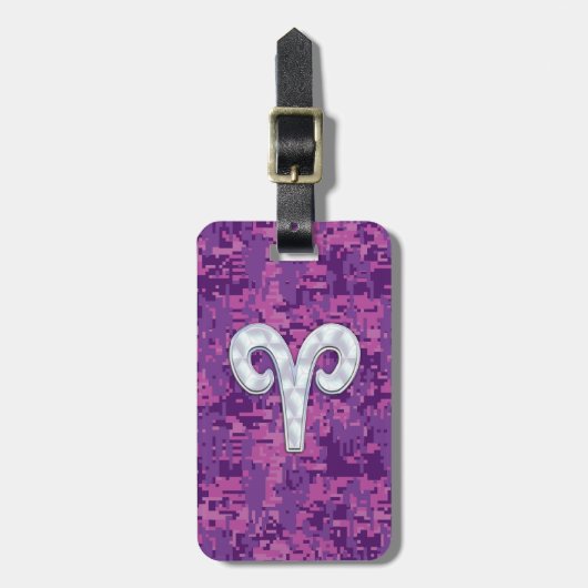 ピンクデジタル迷彩柄上のパールのような牡羊座のシンボル ラゲッジタグ (正面縦)