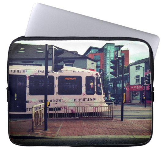 ピンクトラム ラップトップスリーブ (正面)