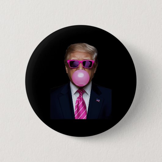 ピンクトランプバブルガム2024投票Cuおもしろい社長 缶バッジ (正面)