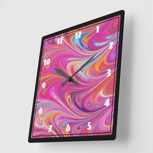 ピンクトリップ(幻覚体験)のようなとオレンジの渦巻形のデザイン スクエア壁時計 (傾斜)