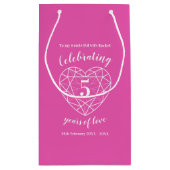 ピンクトルマリン記念日5年抱き枕 スモールペーパーバッグ (裏面)