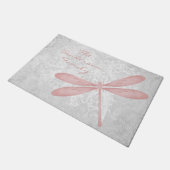 ピンクトンボパーソナライズされたウマ ドアマット (アングル)