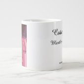 ピンクドアジンジャーブレッドコテージ- Martha's Vineヤード ジャンボコーヒーマグカップ (正面)