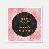 ピンクドラゴンはかりで測金ゴールドフェイクグリッター誕生日 スタンダードカクテルナプキン (正面)